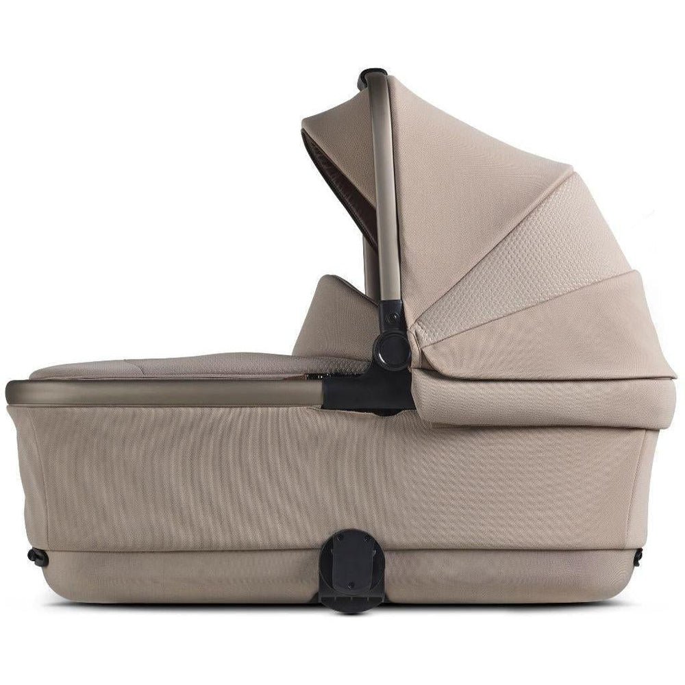Premium Folding Travel Bassinet with Bamboo Lining, UPF 50+ Hood & Rain Cover - Image 5